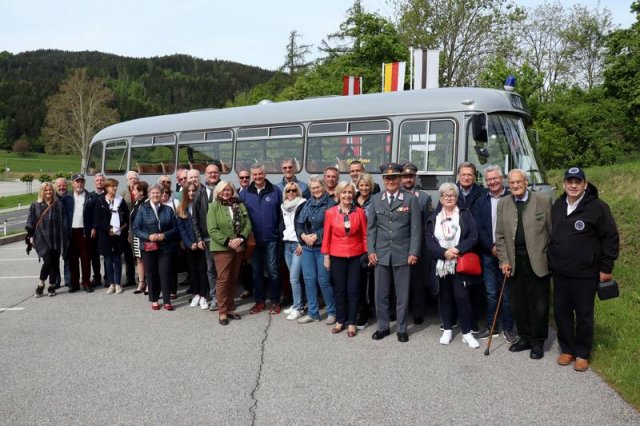 Oldtimerpremierenfahrt ins Jauntal zum Museum Liaunig